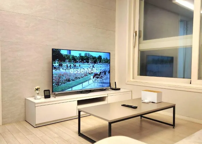 양평역 도보 2분 투베드룸 Two-bedroom 9 *