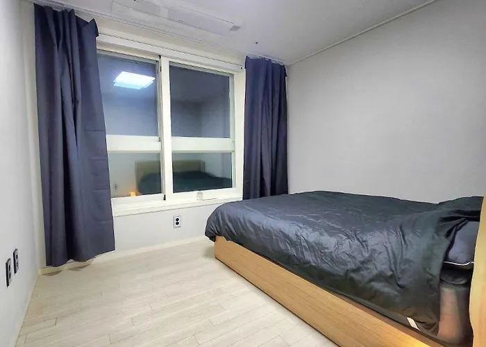Apartment 양평역 도보 2분 투베드룸 Two-bedroom 9 *