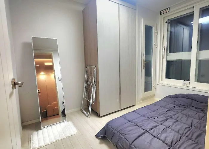 양평역 도보 2분 투베드룸 Two-bedroom 9