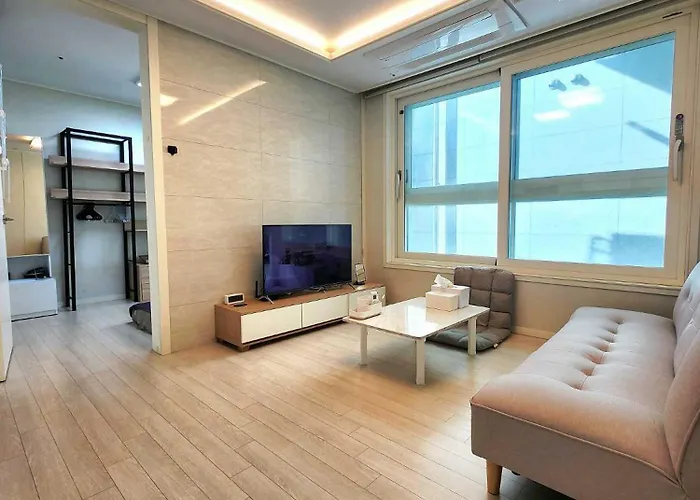양평역 도보 2분 투베드룸 Two-bedroom 9 Apartment *